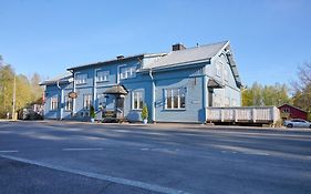 Liekorannan Majatalo- kodinomaista majoitusta rautatieasemaa vastapäätä